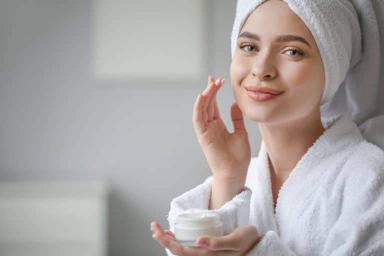 Comprendre son type de peau pour choisir les bons soins